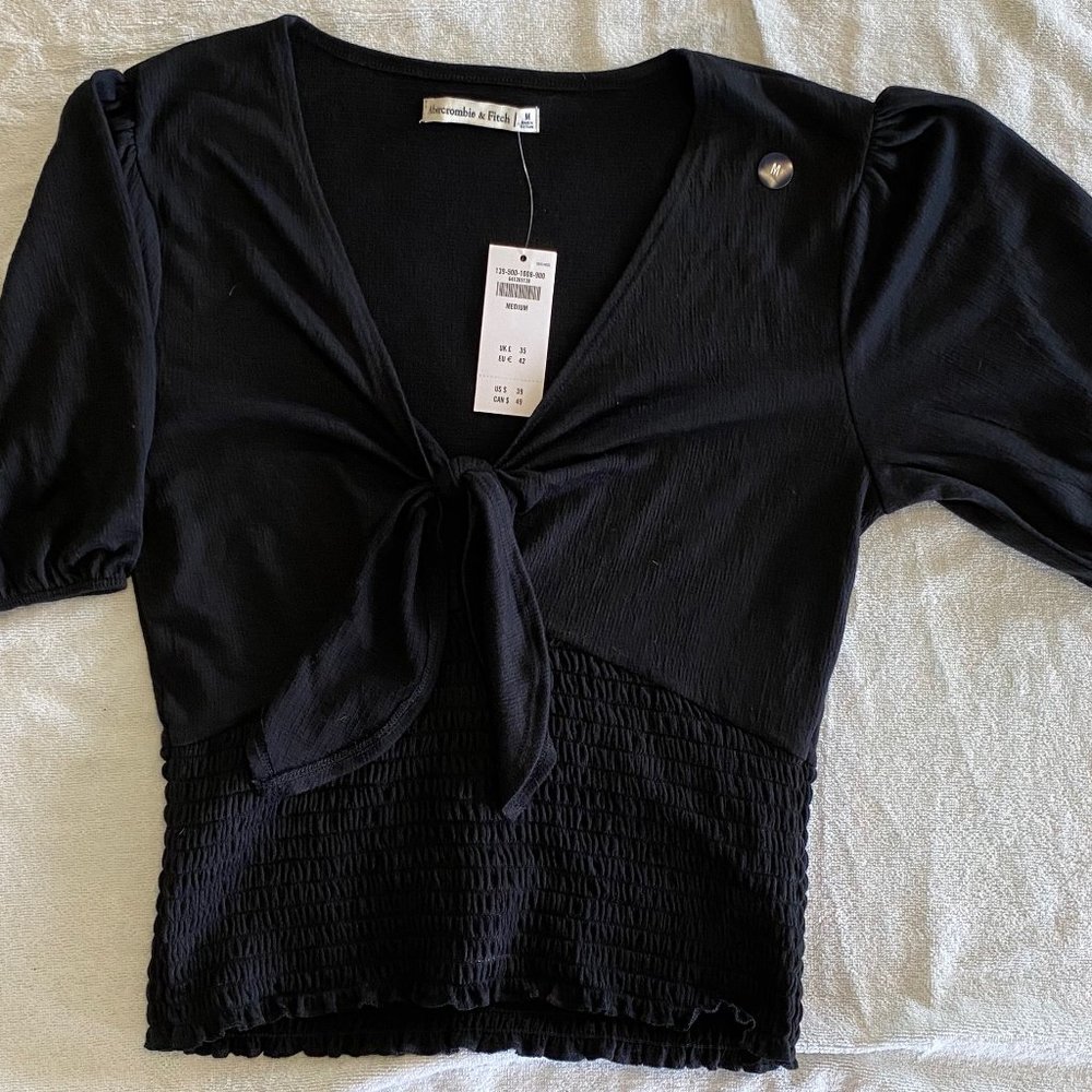 Abercrombie & Fitch front tie puff sleeve top